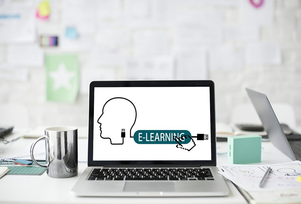 5 Reasons to Invest in Online Training