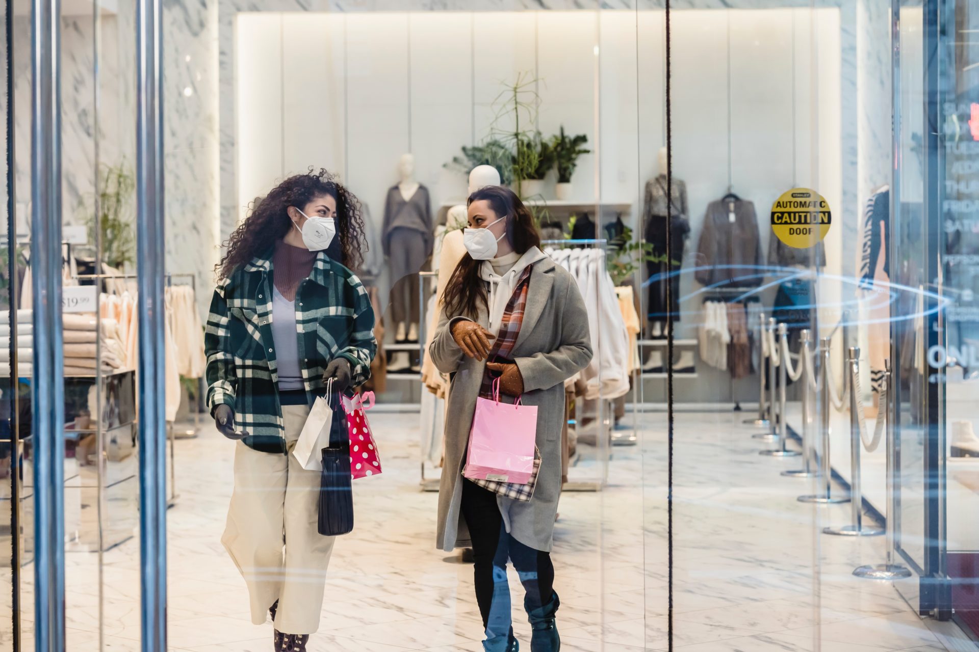 Is Your Retail Store Cleaning Getting More Complicated with Labor Shortages?